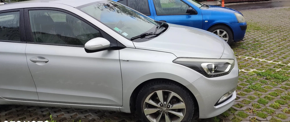 Hyundai i20 cena 33200 przebieg: 54000, rok produkcji 2015 z Lublin małe 191